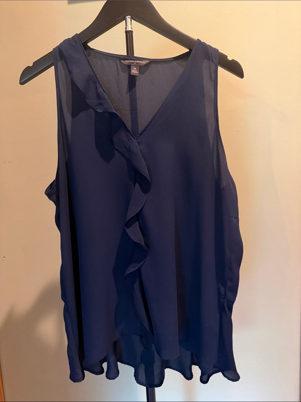 Banana Republic Navy Ruffle V-Neck Sleeveless Camisole